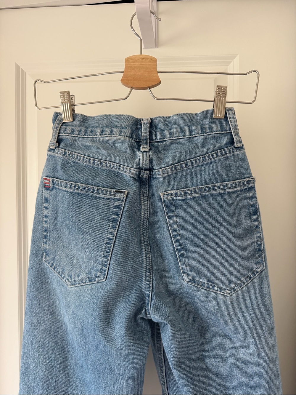 Classic High-Rise Baggy Wide Leg Women's Jeans — Light Blue - Picture 6 of 7
